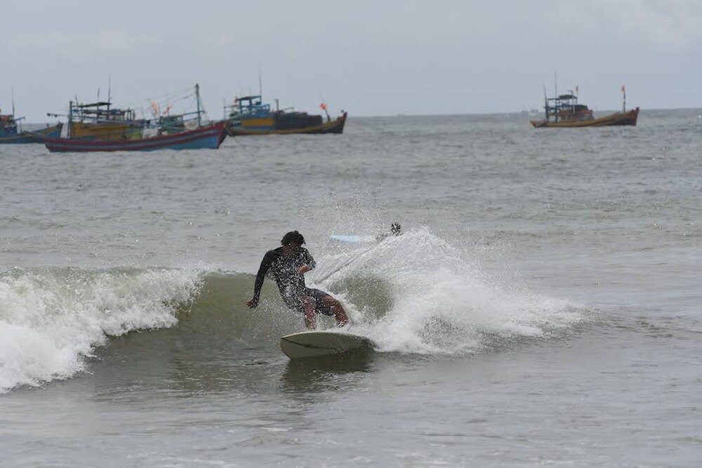 Lướt sóng tại biển Mũi Né